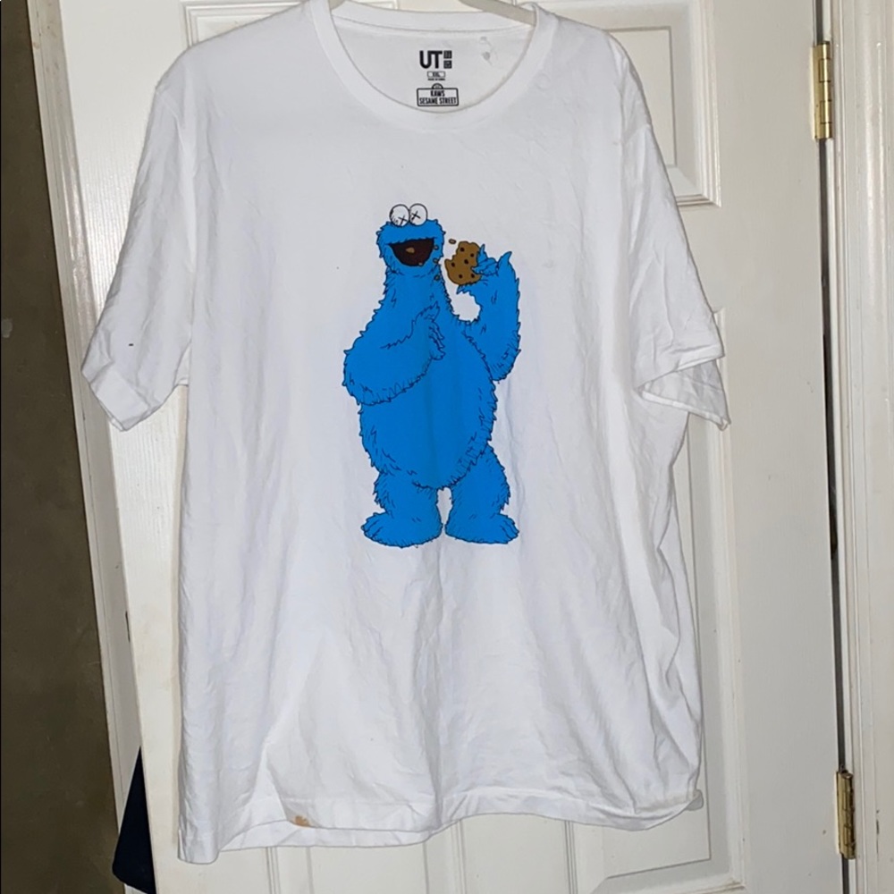 KawsXSesame Street Cookie Monster